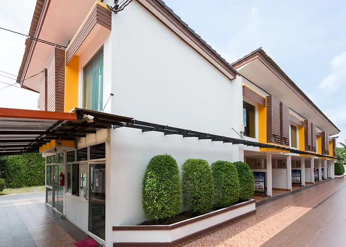 The Ring Hotel Hat Yai